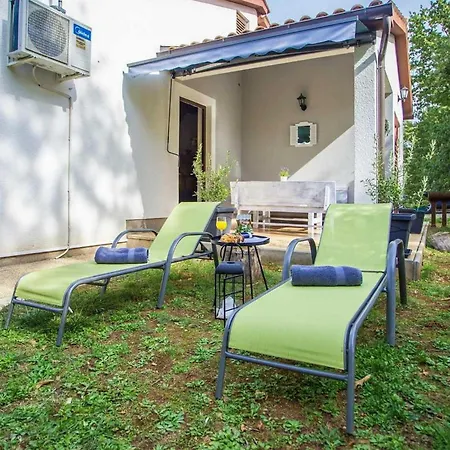 House Ruben Tatil Evi *